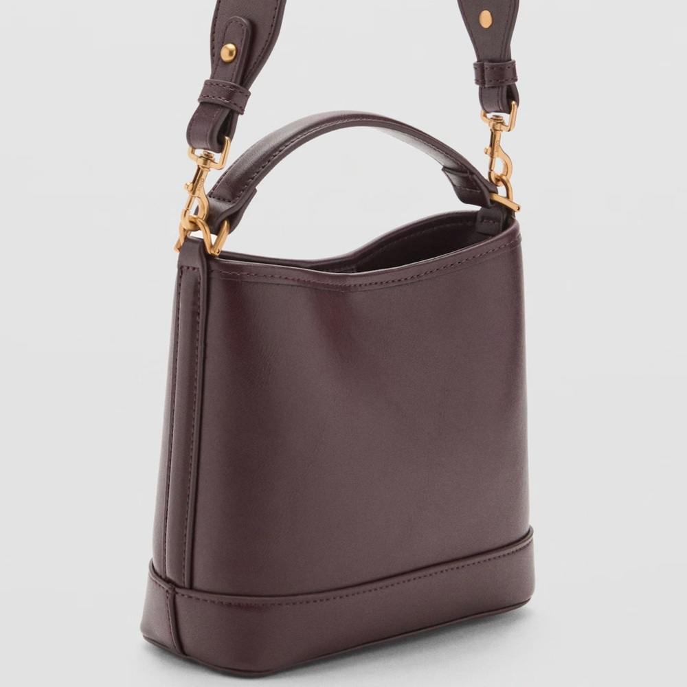 Mango Small bucket bag Leather Top-Handle Bag in Plum